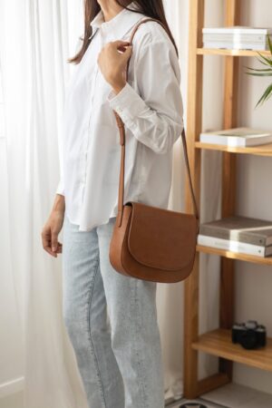 Timeless Leather Handbag Charms Elevate Your Style with Sustainable Spring Crossbody