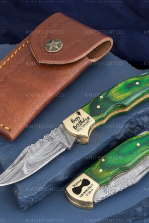 Personalized Damascus Steel Pocket Knife A Timeless Gift for Special Occasions