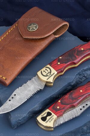 Personalized Damascus Steel Pocket Knife A Timeless Gift for Special Occasions