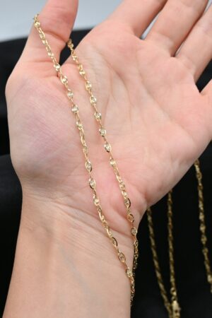 10K Gold Valentino Chain Link Necklace A Timeless Statement of Elegance