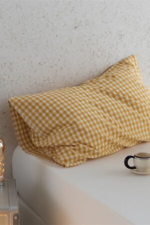 Cozy Comfort Multicolored Gingham Pillowcases for a Serene Sleep Haven