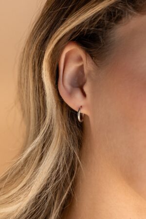 Caitlyn Minimalist Hoop Earrings Everyday Elegance for Every Occasion