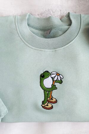 Embroidered Frog Hoodie A Hoppy and Floral Delight for Nature Enthusiasts