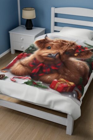 Snuggle Up with the Highland Cow Velveteen Plush Throw Blanket for Cozy Holiday Nights