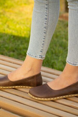 Barefoot Bliss Grounded in Comfort with Crazy Classic Brown Leather Shoes