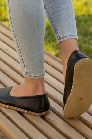 Grounding Shoes for Women Experience the Earth's Energy with Black Copper Barefoot Shoes