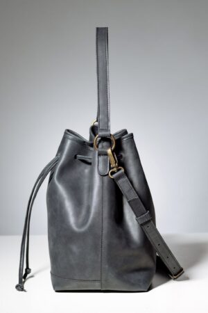 Captivating Black Bucket Bag A Versatile Accessory for Women