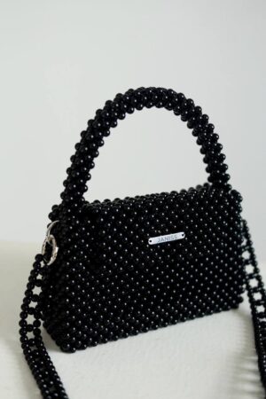 Exquisite Beaded Pearl Handbag A Timeless Classic for Brides and Special Occasions