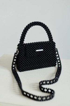 Exquisite Beaded Pearl Handbag A Timeless Classic for Brides and Special Occasions