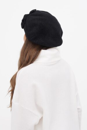 Chic Winter Wool Beret Elevate Your Style with French Elegance