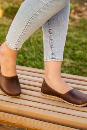 Barefoot Bliss Grounded in Comfort with Crazy Classic Brown Leather Shoes