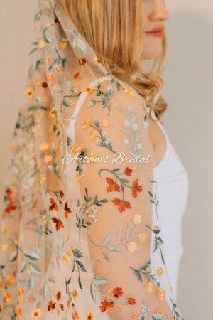 Ella Embroidered Veil of Enchanting Blooms, Adorning Your Bridal Vision