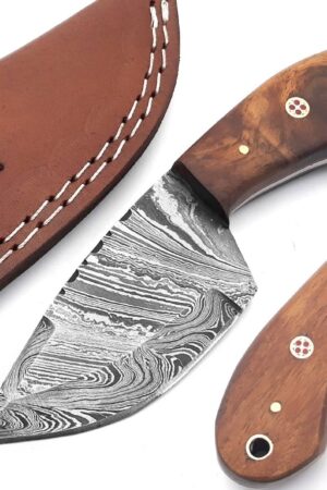 Unleash the Wild Damascus Steel Hunting Knife for Unforgettable Adventures