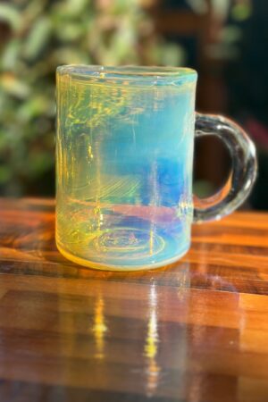 Enchanting Color-Shifting Glass Mug A Kaleidoscope of Hues for Your Morning Brew