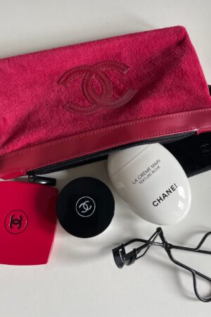 Captivating Chanel Cosmetic Clutch A Velvet Symphony in Pink and Red