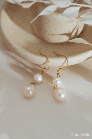 Exquisite Freshwater Pearl Drop Earrings A Timeless Treasure for Brides and Bridesmaids