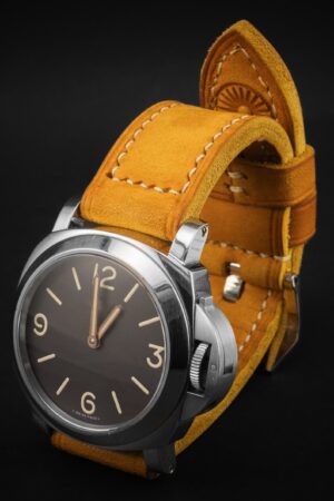 DH17 Vintage Saffron - Premium Handcrafted Leather Watch Strap for Timeless Elegance