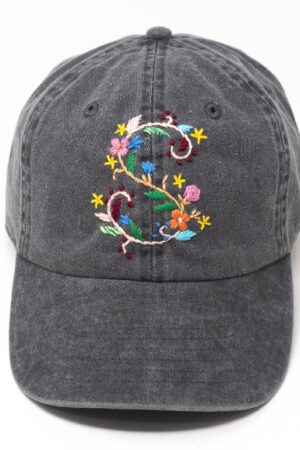 Embroidered Alphabet Letter Baseball Cap Personalized Floral Design for a Unique Gift