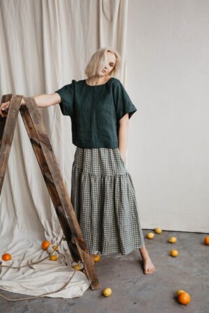 VAKARE Elegant Long Linen Skirt in Green Gingham for Women