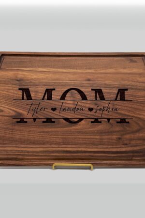 Personalized Mother's Day Cutting Board A Cherished Keepsake for Mom