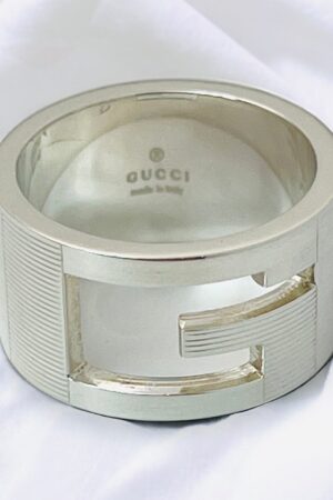 Exquisite Gucci Ring Adorn Your Finger with the Iconic Cut-Out G Logo