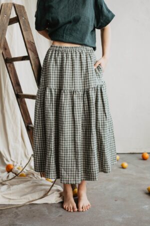 VAKARE Elegant Long Linen Skirt in Green Gingham for Women