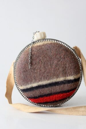 Vintage Saddle Blanket Canteen A Timeless Companion for Your Adventures