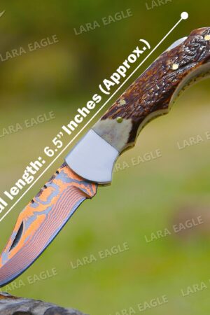 Exquisite Damascus Steel Pocket Knife A Timeless Gift for Special Occasions