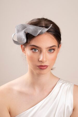 Exquisite Bridal Silver Fascinator Adorn Your Wedding Ensemble with Grace and Elegance