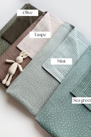 Personalized Muslin Blanket Embroidered Name, Soft and Cozy for Baby