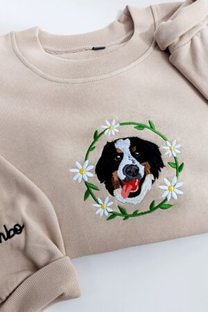 Personalized Dog/Cat Face Embroidered Sweatshirt A Unique Gift for Pet Lovers