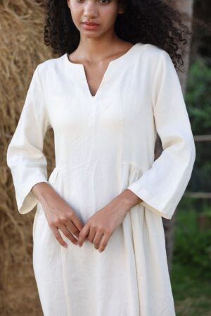 ZOE The Epitome of Effortless Elegance - Your Perfect Linen Dress for Every Occasion