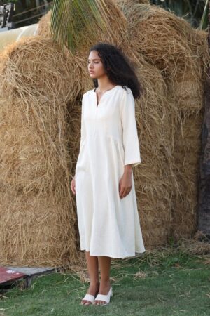 ZOE The Epitome of Effortless Elegance - Your Perfect Linen Dress for Every Occasion