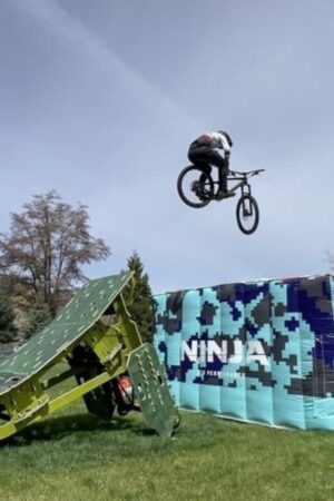 Ninja MTB BMX Airbag Lander PRO Elevate Your Riding with Unmatched Protection