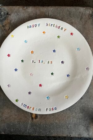 Starry Daisy Plate A Personalized Ceramic Keepsake for Birthdays and Newborns