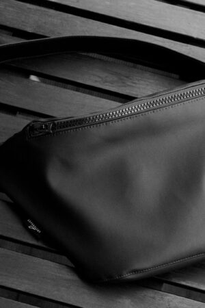 Versatile Vegan Leather Bum Bag Your Eco-Friendly Companion for Hands-Free Adventures