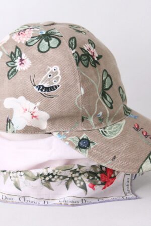 GUCCI Cap with Vibrant Floral Print Elevate Your Style with Nature's Canvas