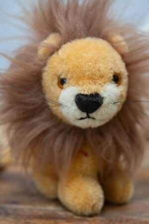 Vintage Steiff Lion Cub A Timeless Treasure with Classic Charm