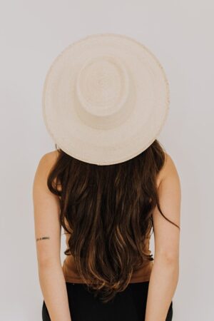 Palm Straw Boater Hat Wide-Brimmed Elegance for Weddings and Special Occasions