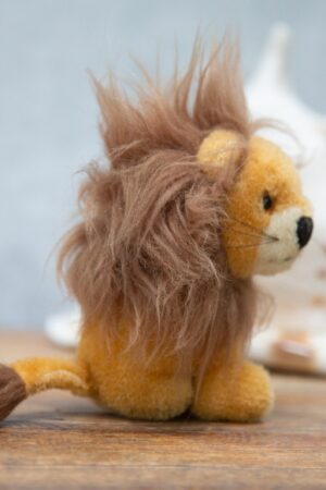 Vintage Steiff Lion Cub A Timeless Treasure with Classic Charm