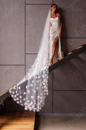 Enchanting 3D Floral Veil Adorn Your Bridal Vision with Ethereal Beauty