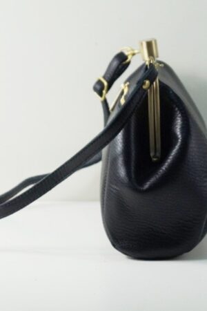 Dakota Vintage Black Leather Kiss Lock Clutch Handbag