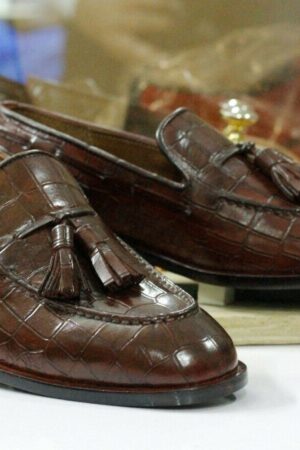 Handmade Brown Alligator Texture Leather Loafers - Exotic Slip-Ons for Men