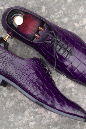 Luxury Alligator Leather Whole Cut Lace-Up Shoes | Handmade Men's Dress Shoes