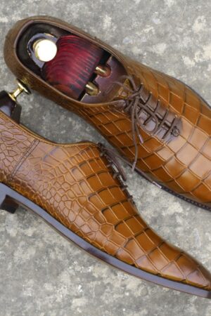 Luxury Alligator Leather Whole Cut Lace-Up Shoes | Handmade Men's Dress Shoes