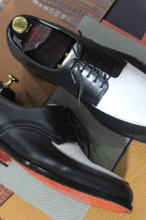 Bespoke Black & White Leather Oxford Shoes - Classic Men's Formal Lace-Ups